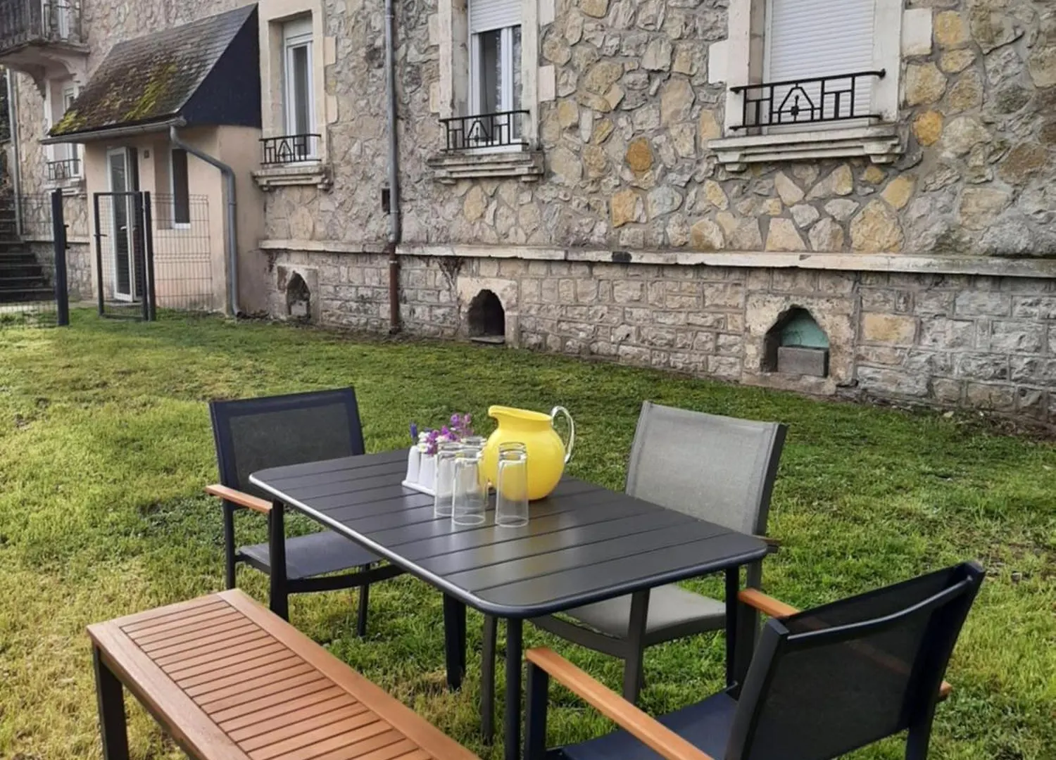 Grand Appartement Avec Jardin Bretenoux 0*,  Francie